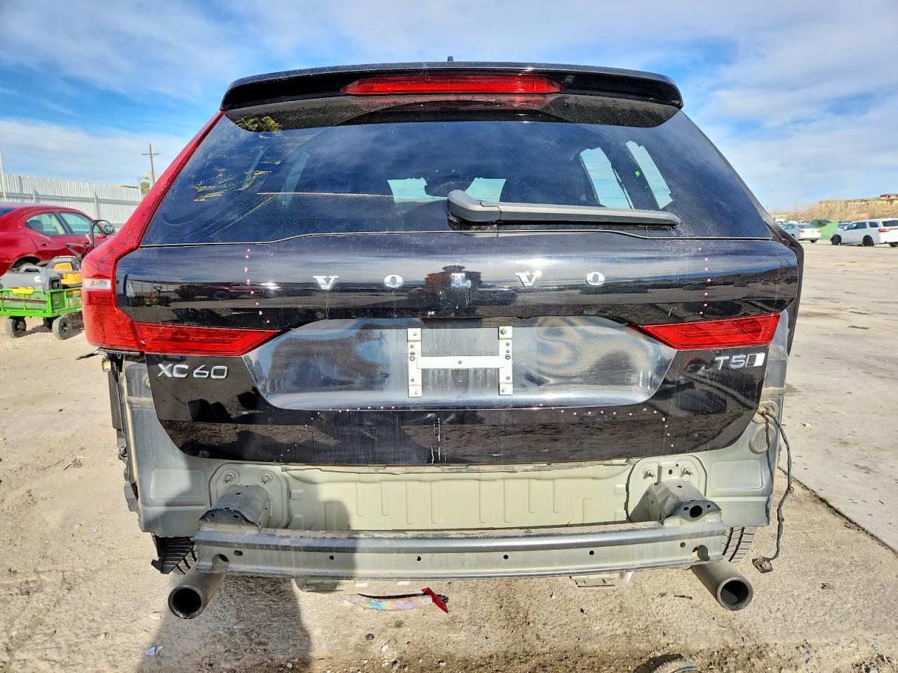 2020 VOLVO XC60