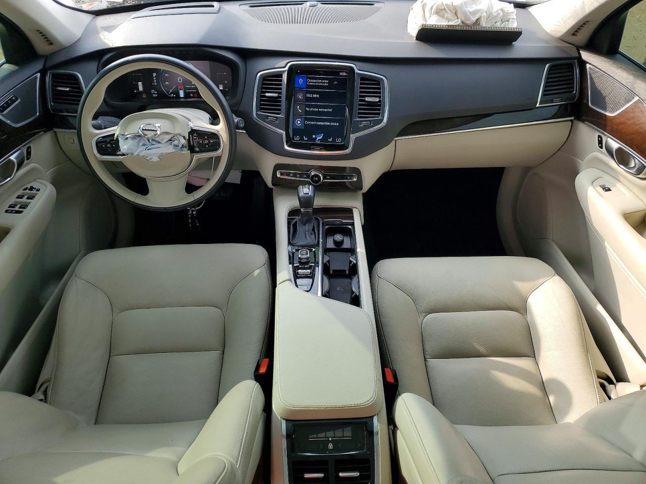 2019 VOLVO XC90