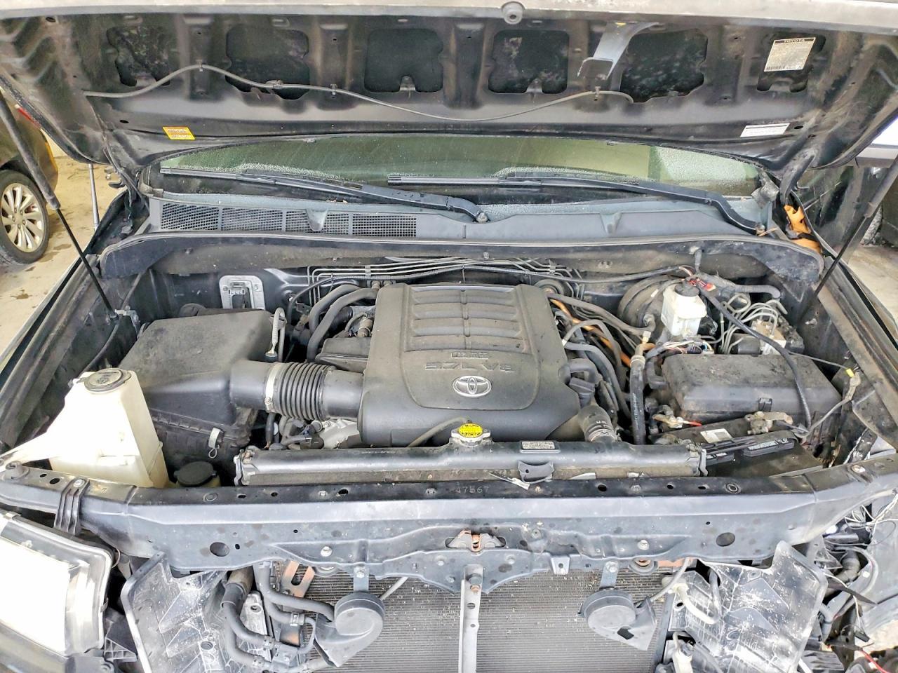 2012 TOYOTA TUNDRA