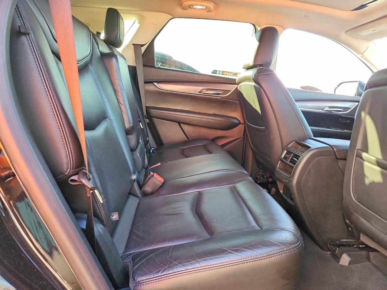 2018 CADILLAC XT5