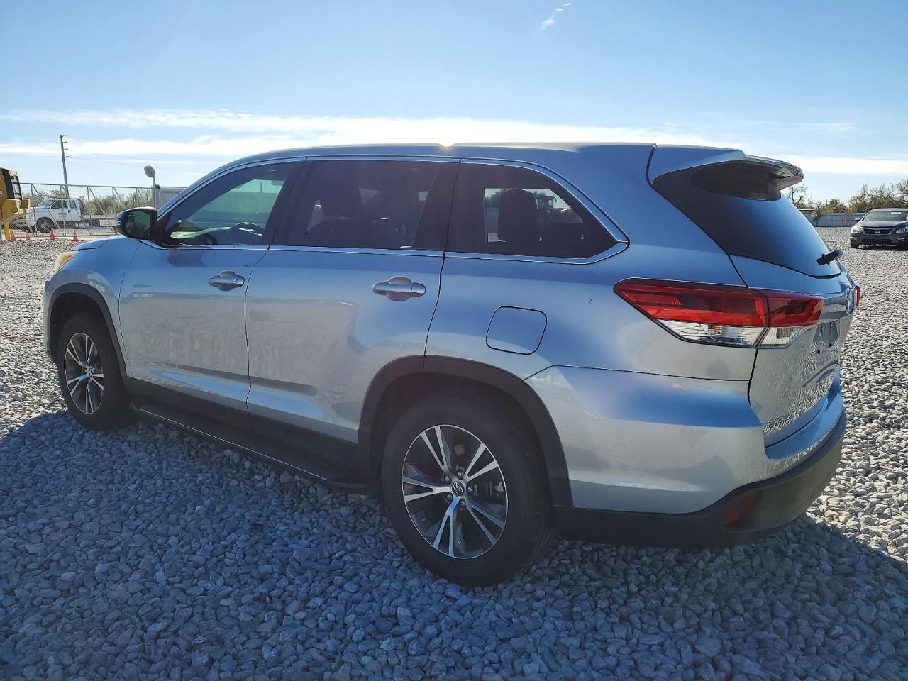 2019 TOYOTA HIGHLANDER