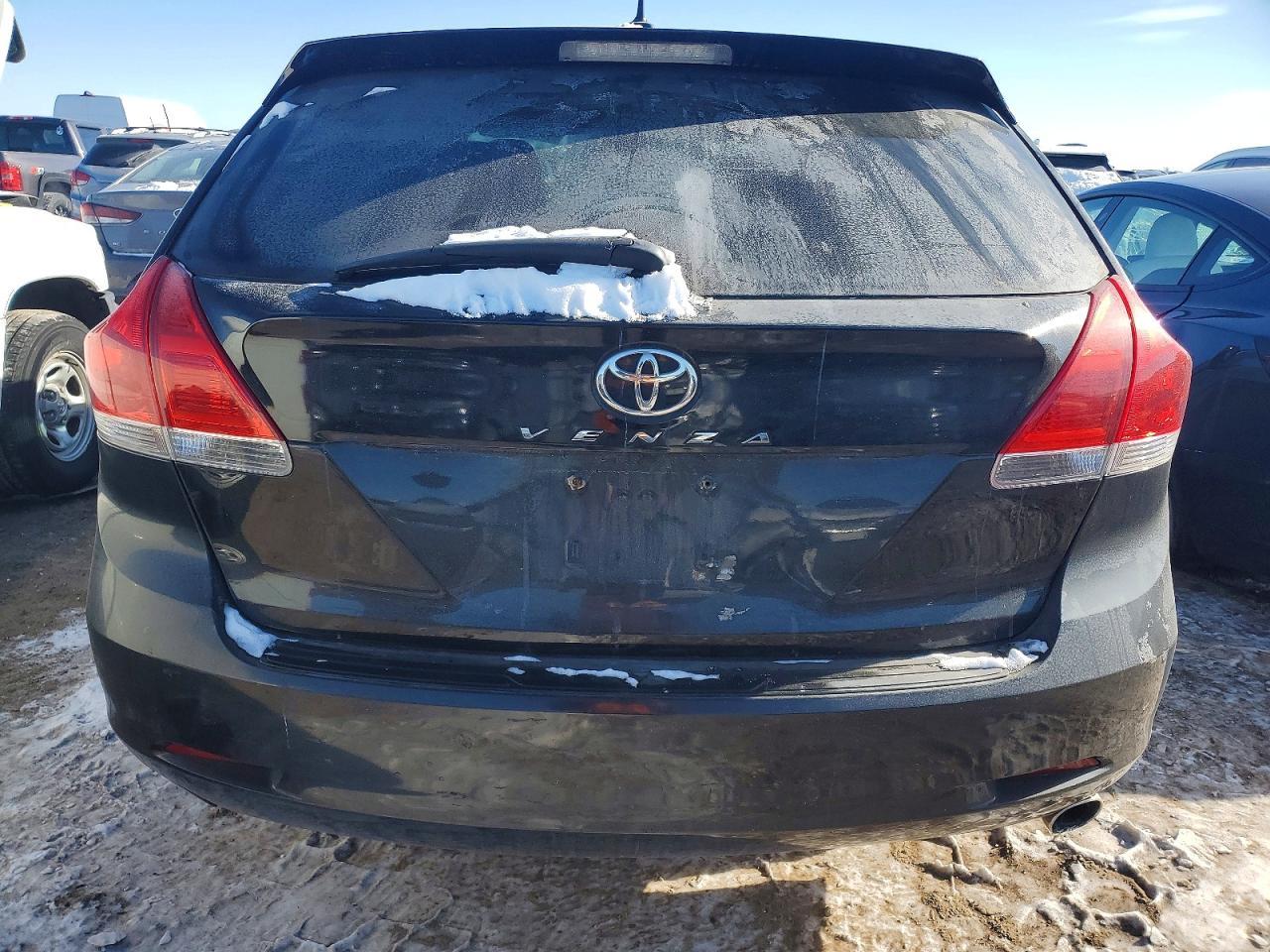 2010 TOYOTA VENZA