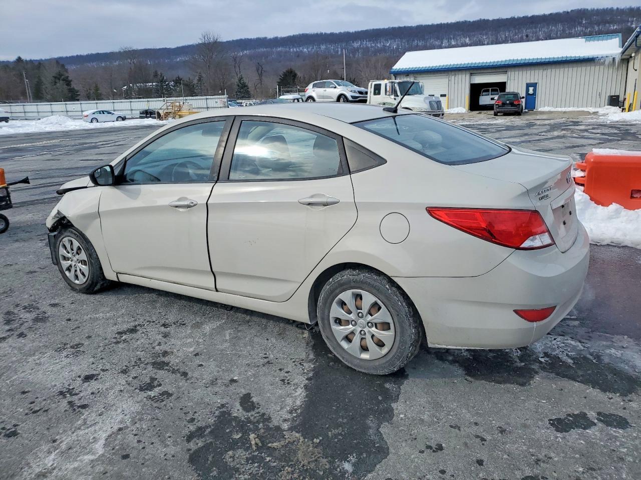 2016 HYUNDAI ACCENT