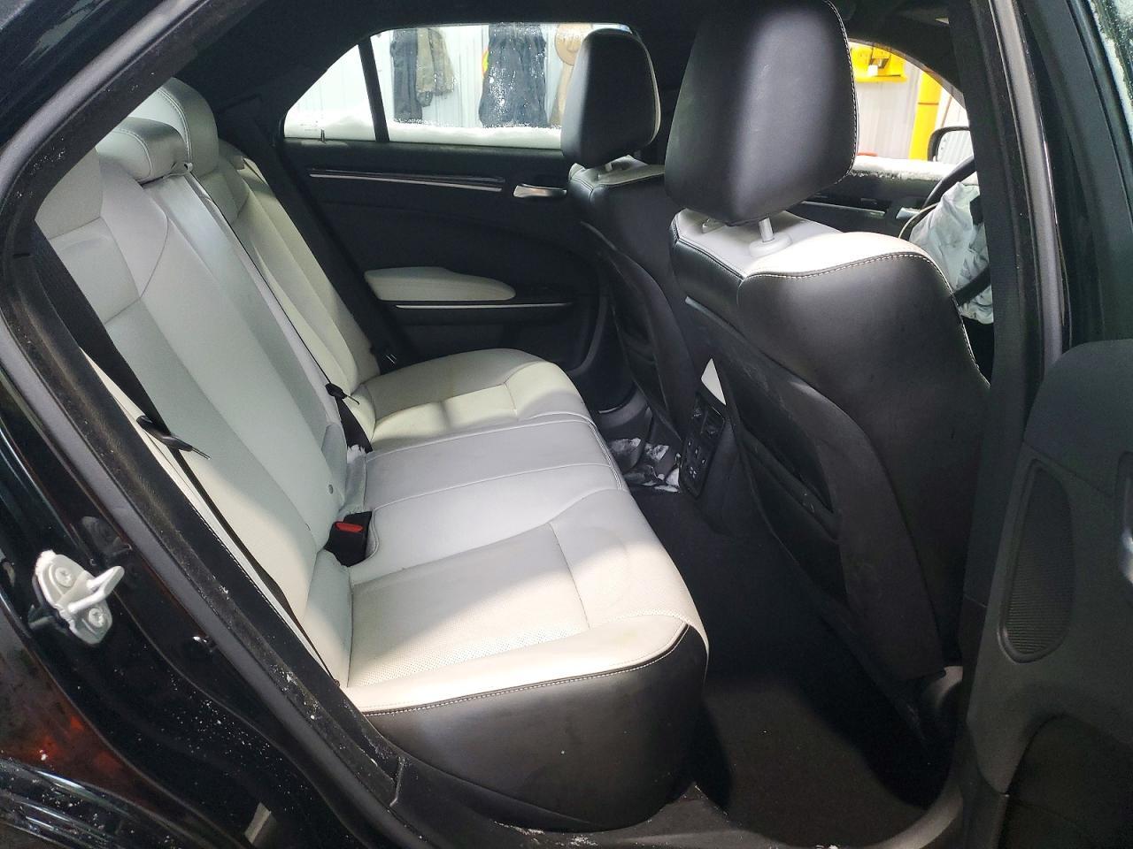2021 CHRYSLER 300