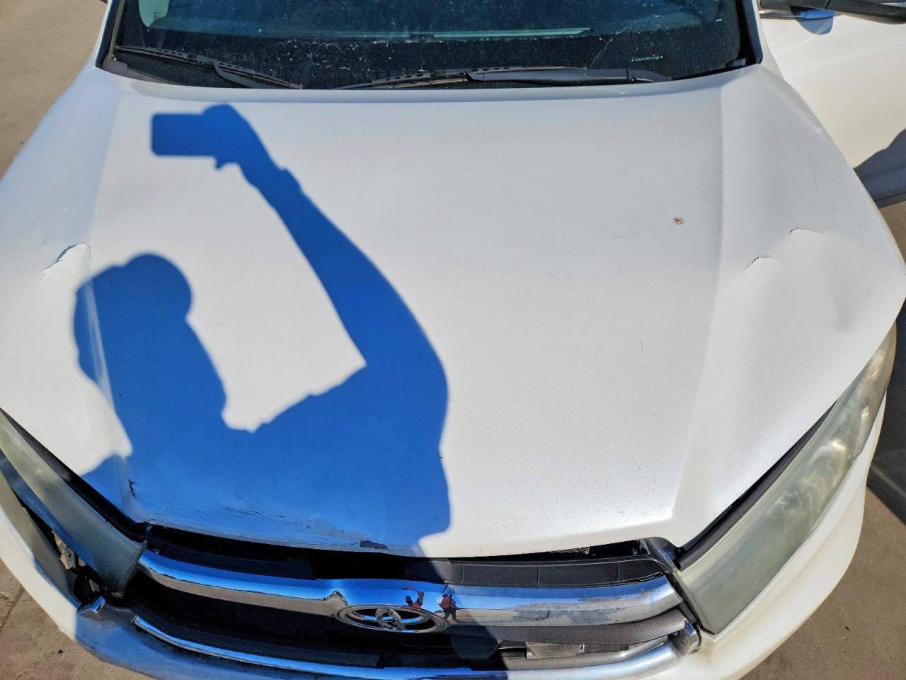 2016 TOYOTA HIGHLANDER