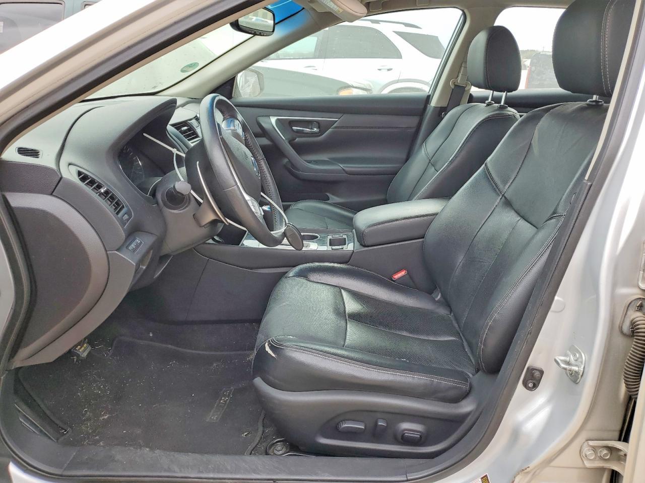 2016 NISSAN ALTIMA