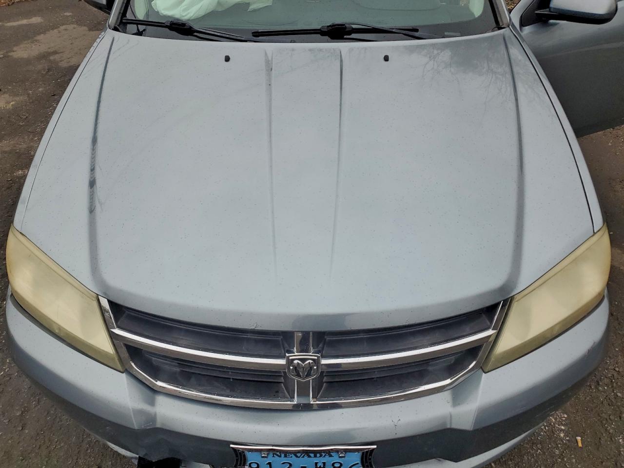 2010 DODGE Avenger