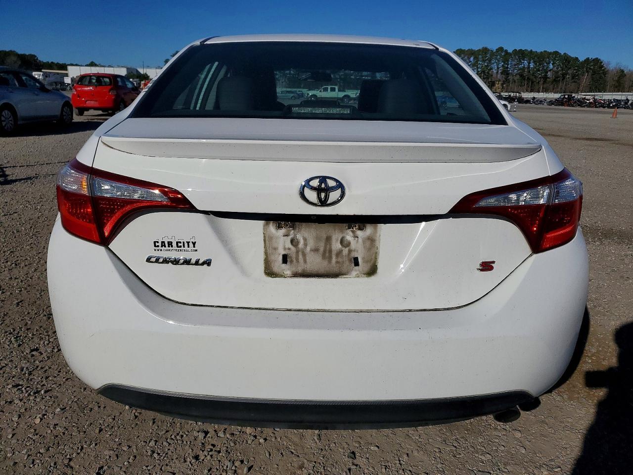 2015 TOYOTA COROLLA