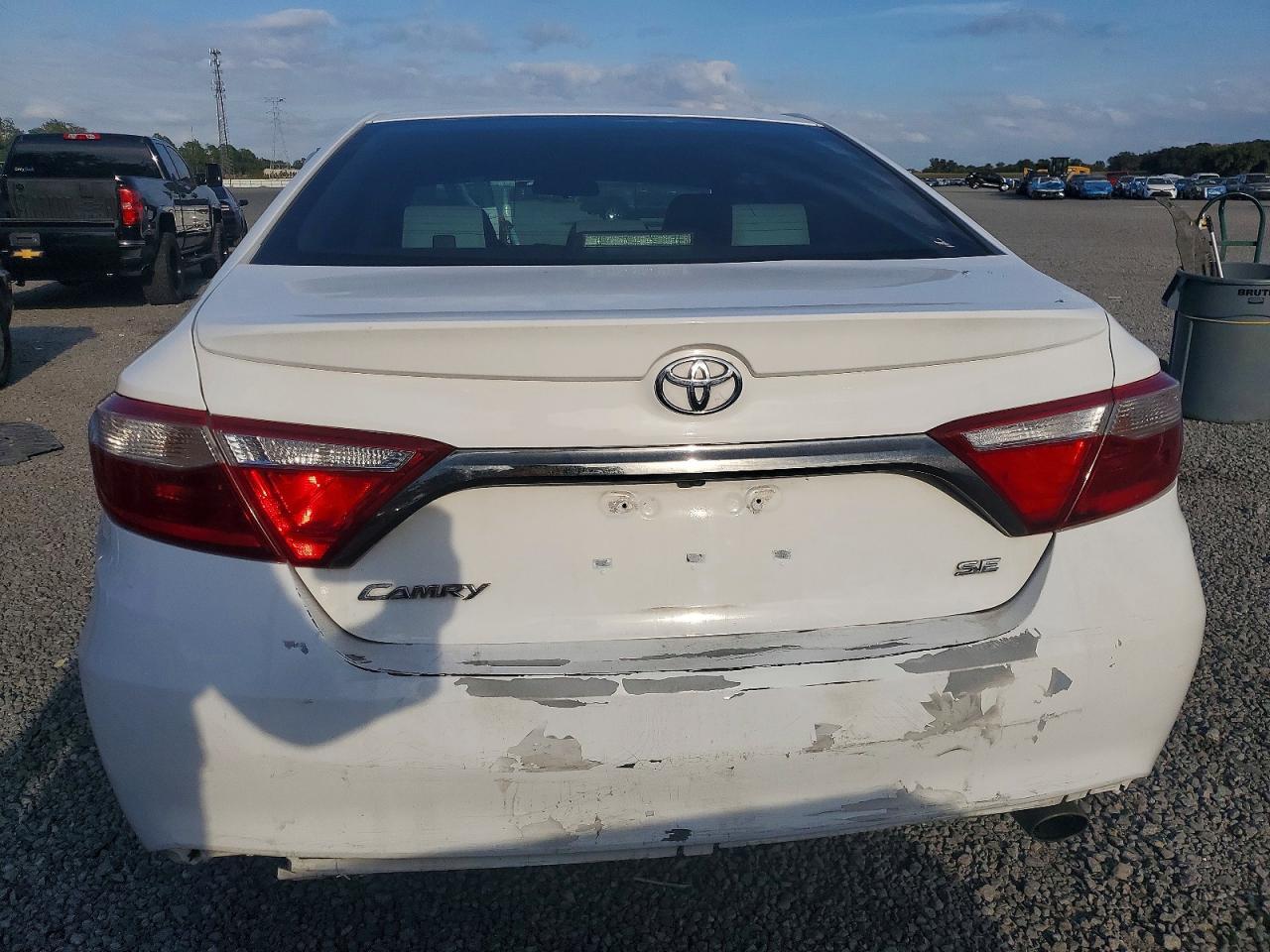 2017 TOYOTA CAMRY