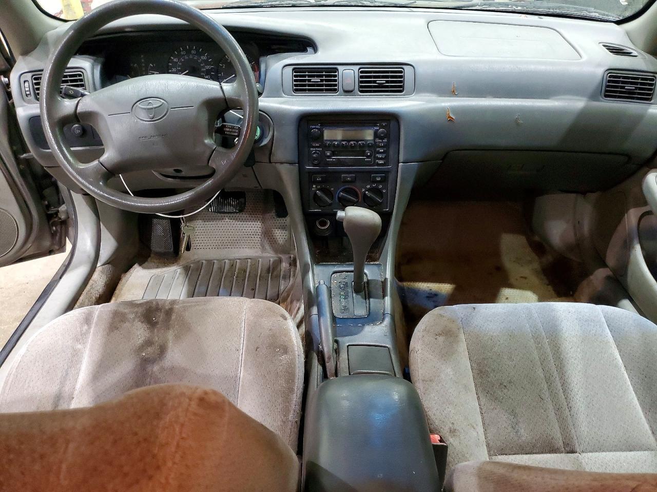 2000 TOYOTA CAMRY