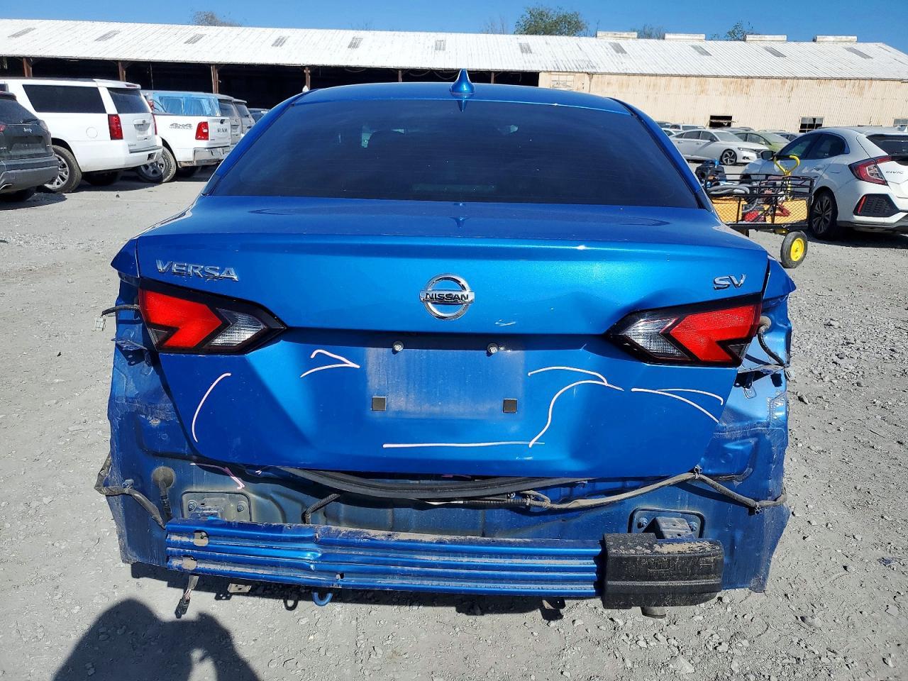 2021 NISSAN VERSA