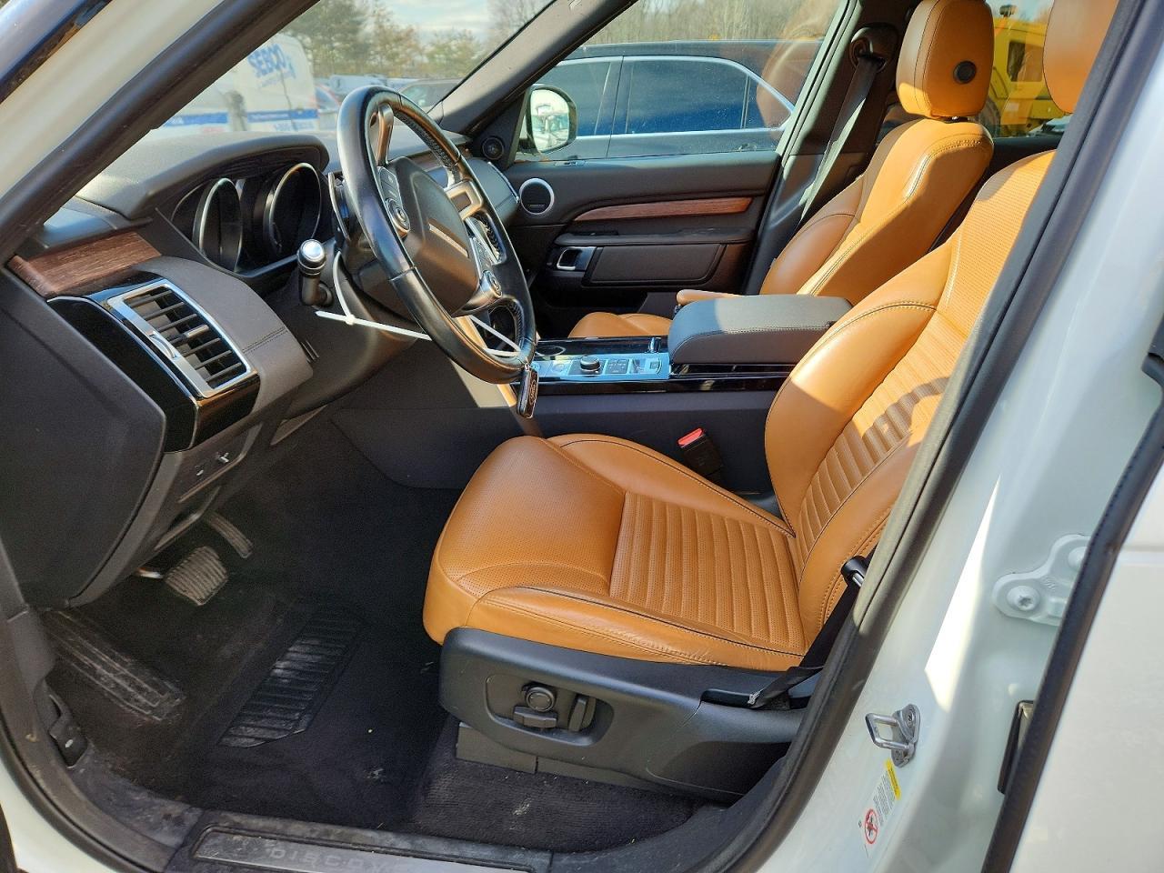 2017 LAND ROVER Discovery