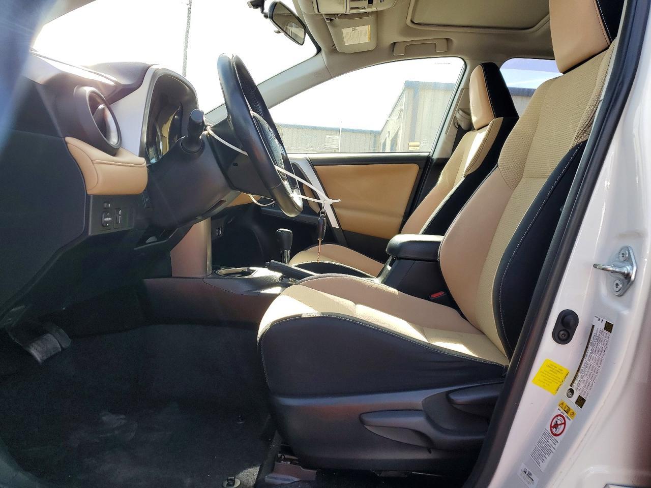 2016 TOYOTA RAV4