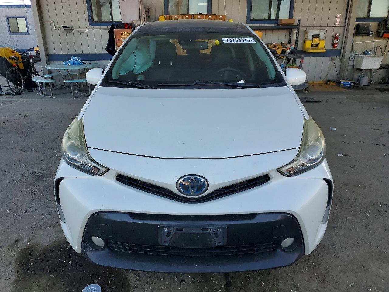 2015 TOYOTA PRIUS V