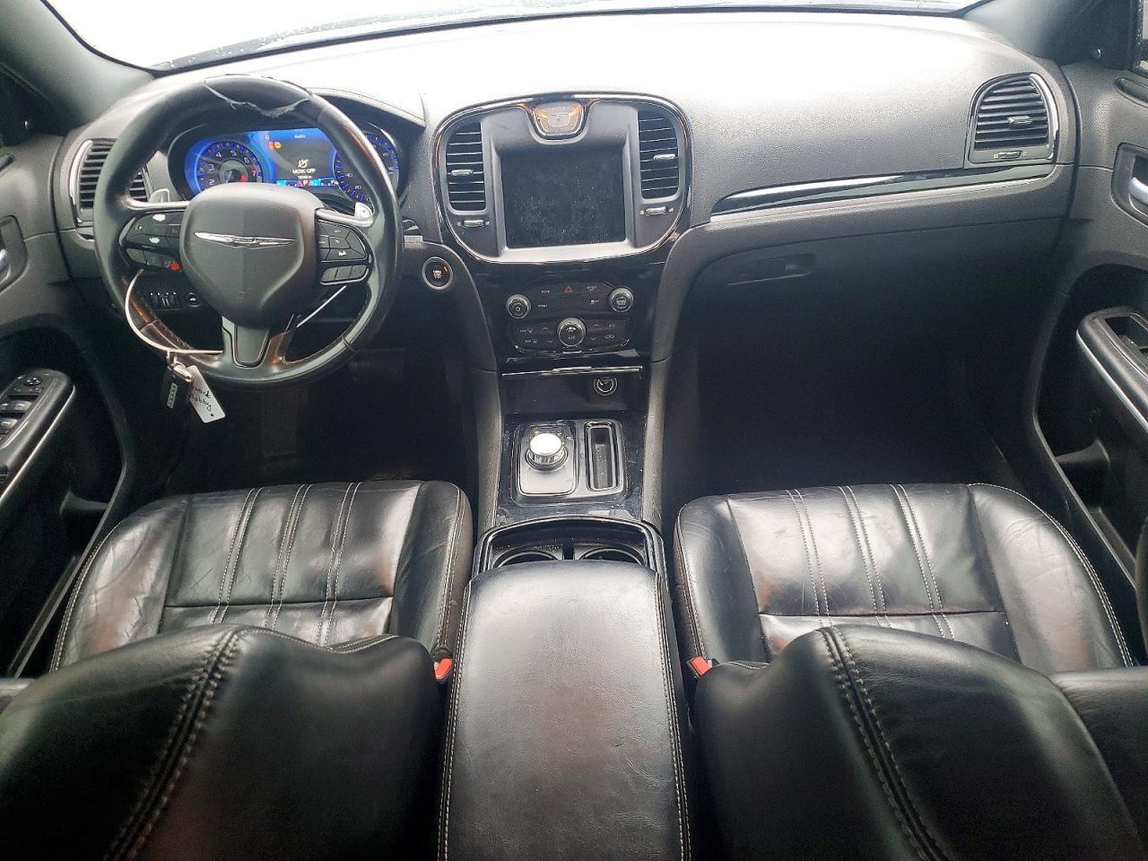 2020 CHRYSLER 300