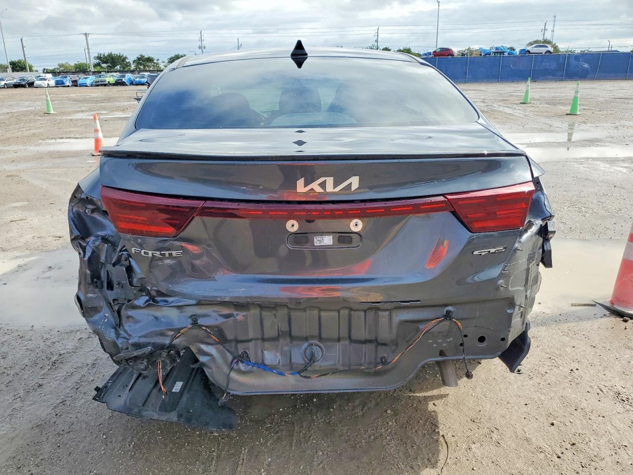 2024 KIA FORTE
