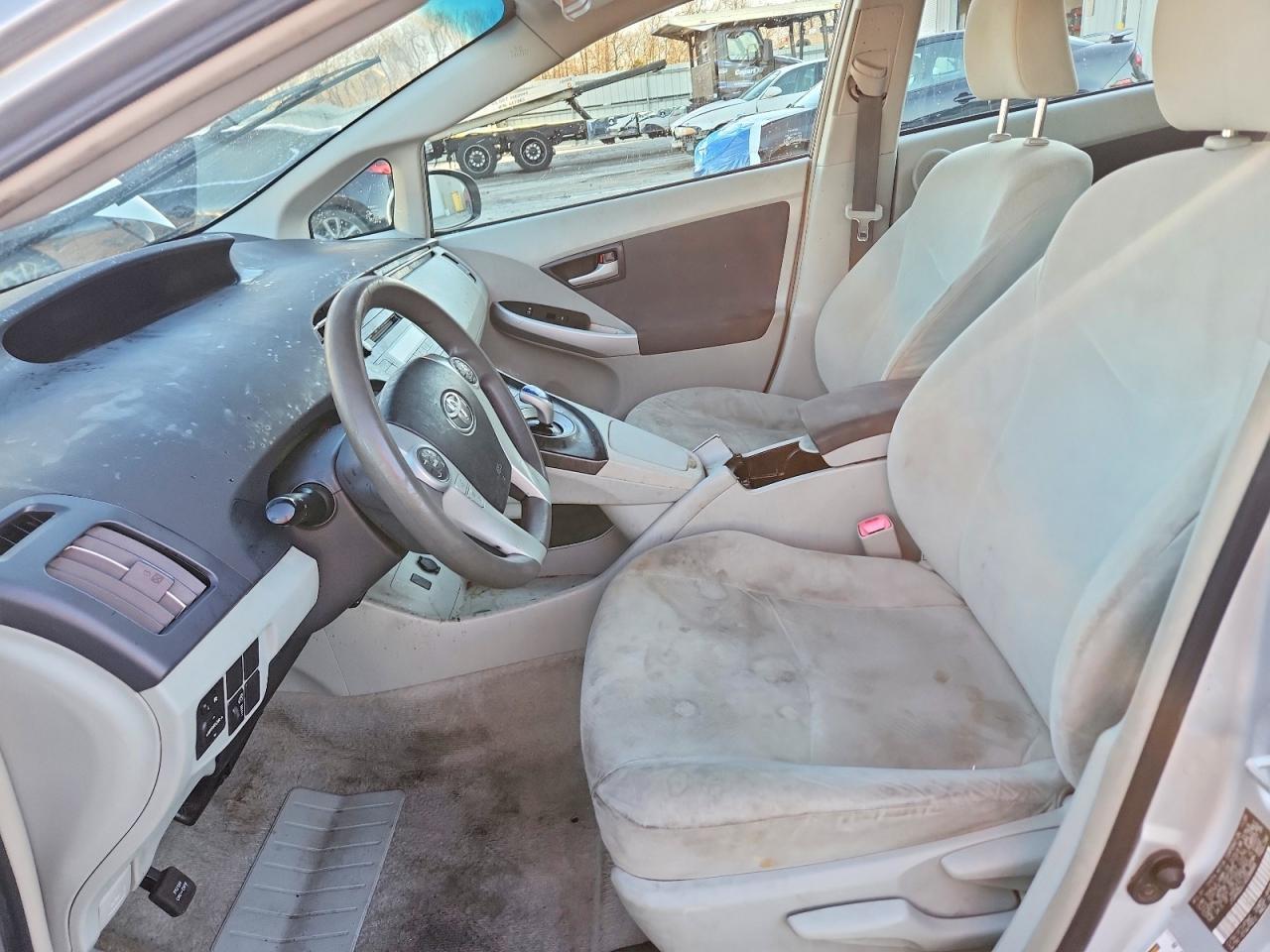 2010 TOYOTA PRIUS