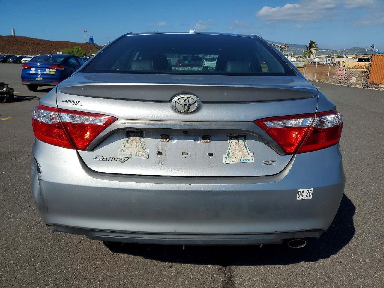 2016 TOYOTA CAMRY