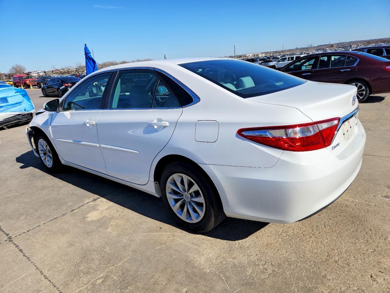 2015 TOYOTA CAMRY