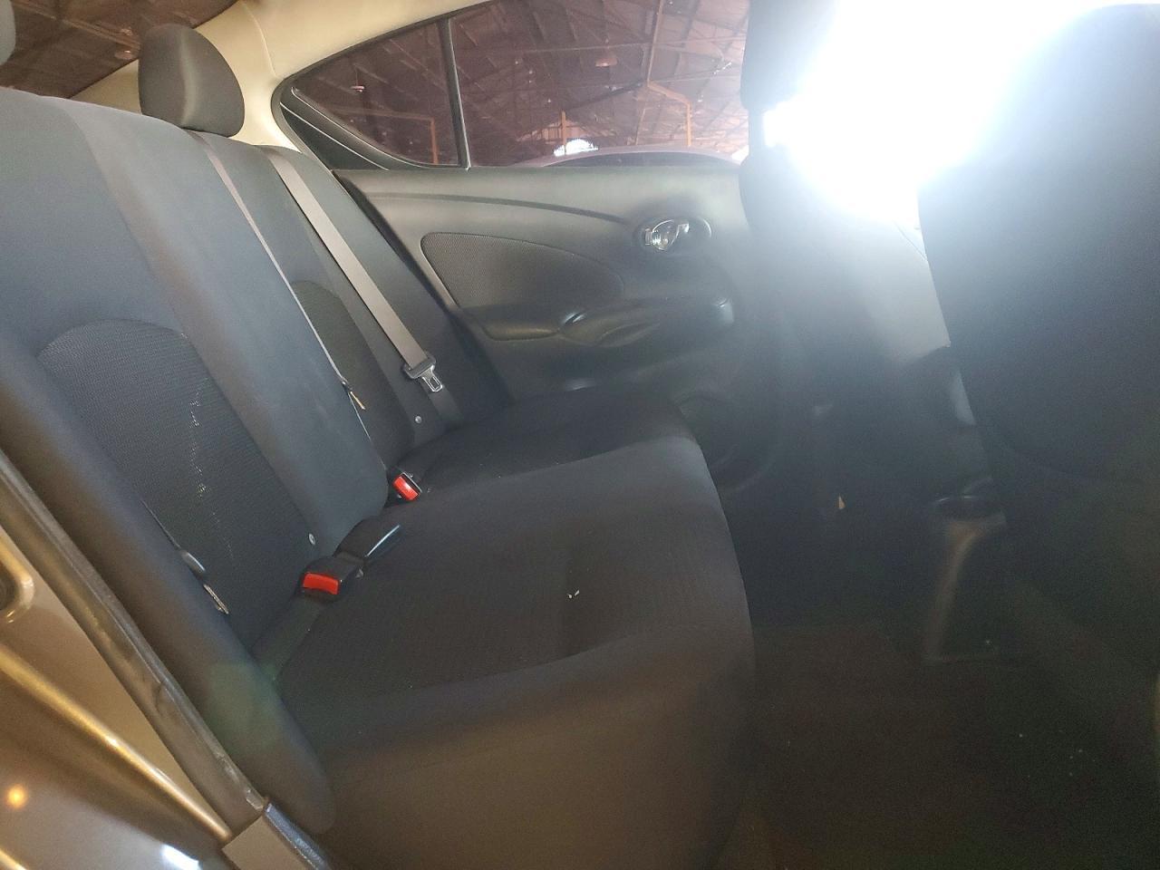 2013 NISSAN VERSA