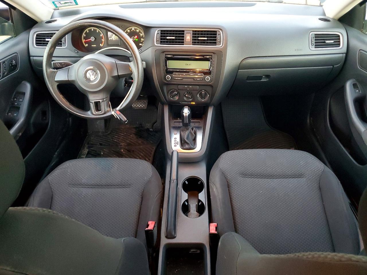 2011 VOLKSWAGEN JETTA