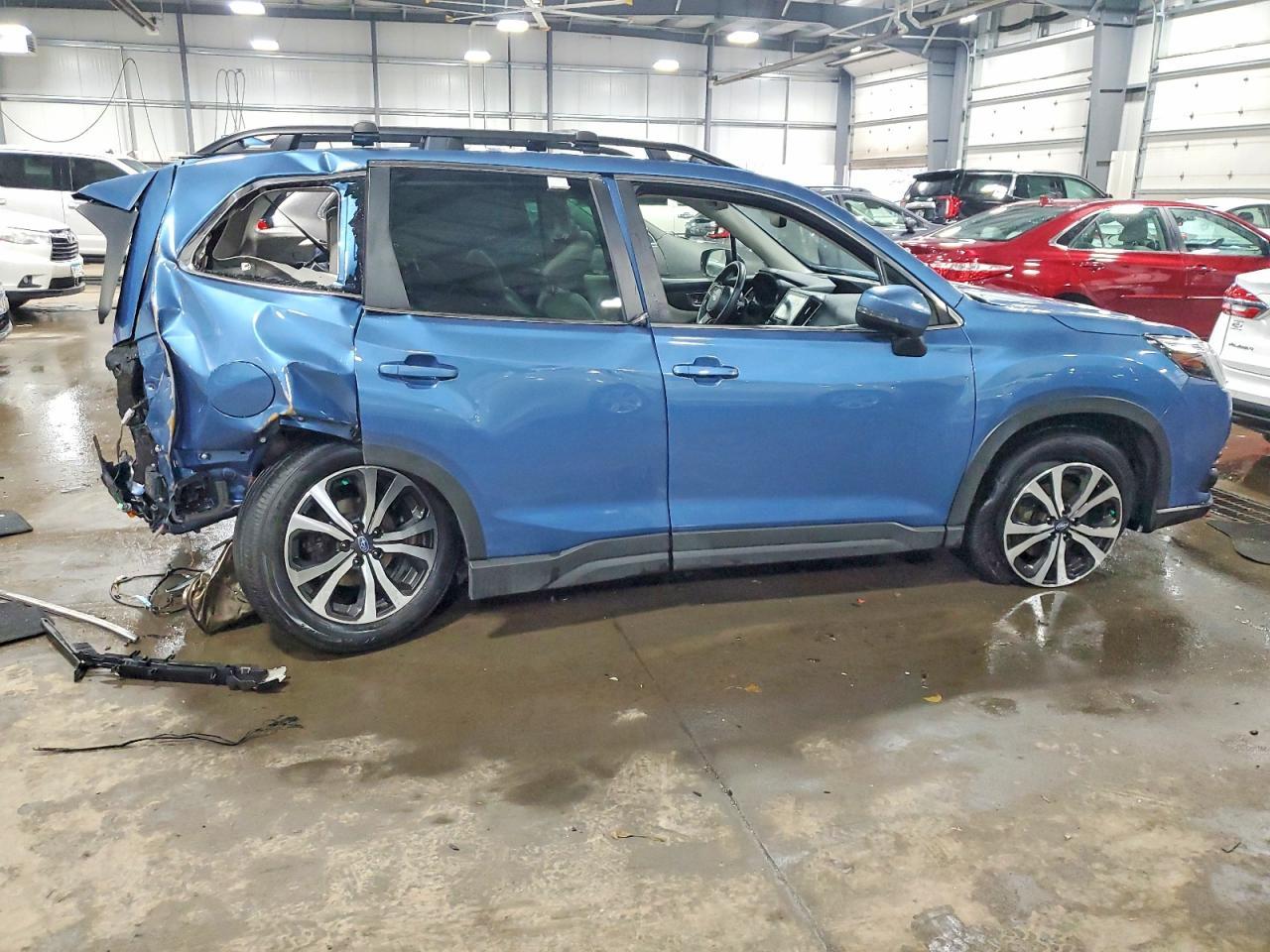 2022 SUBARU FORESTER