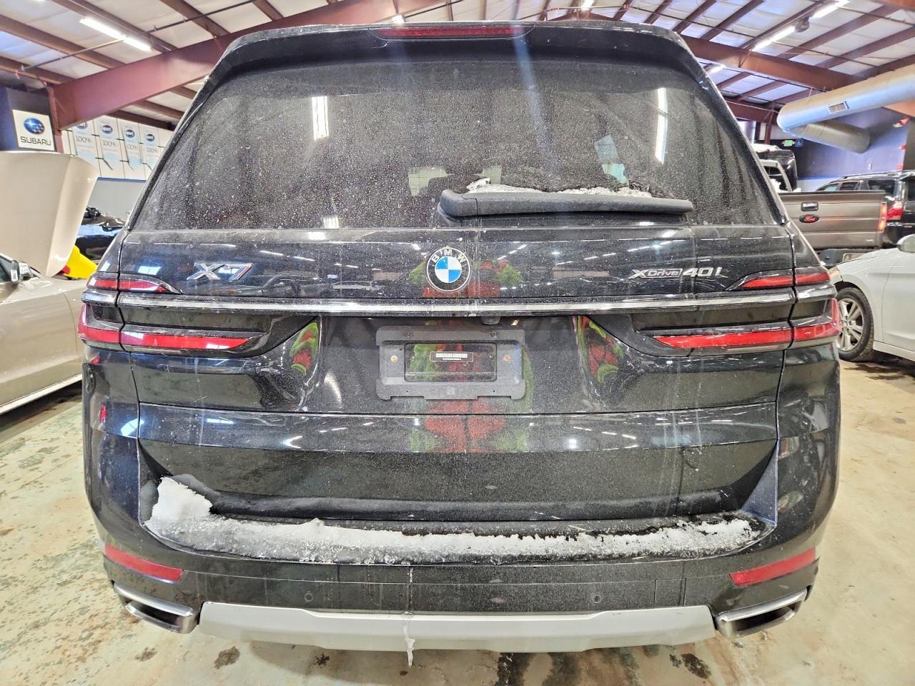 2023 BMW X7