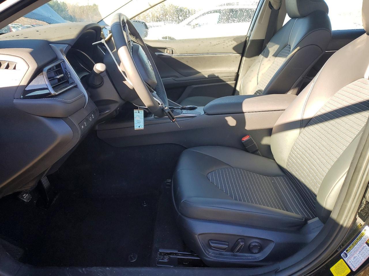 2024 TOYOTA CAMRY