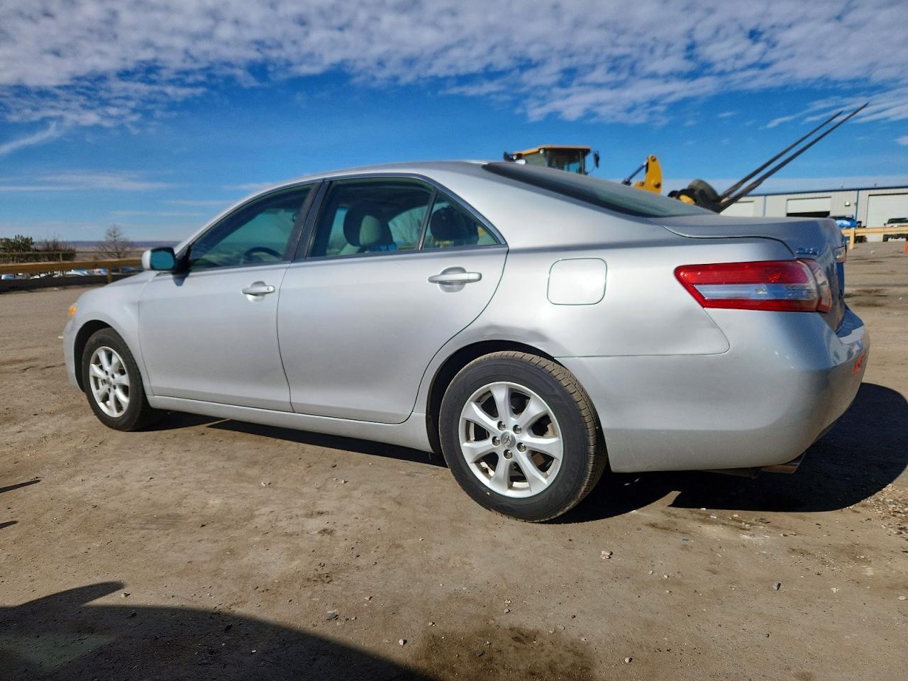 2011 TOYOTA CAMRY