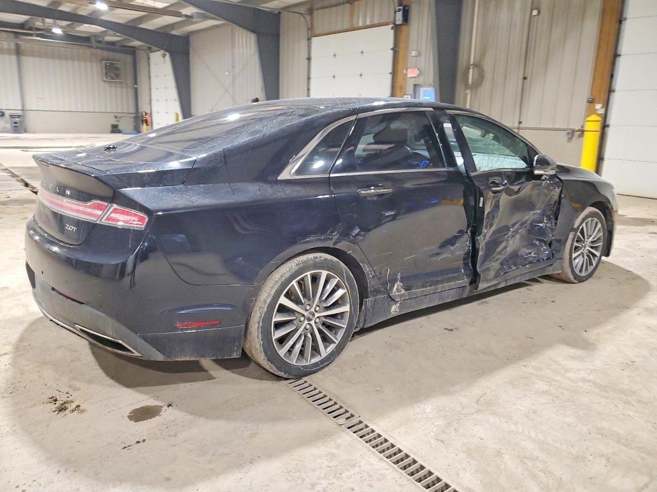2019 LINCOLN MKZ