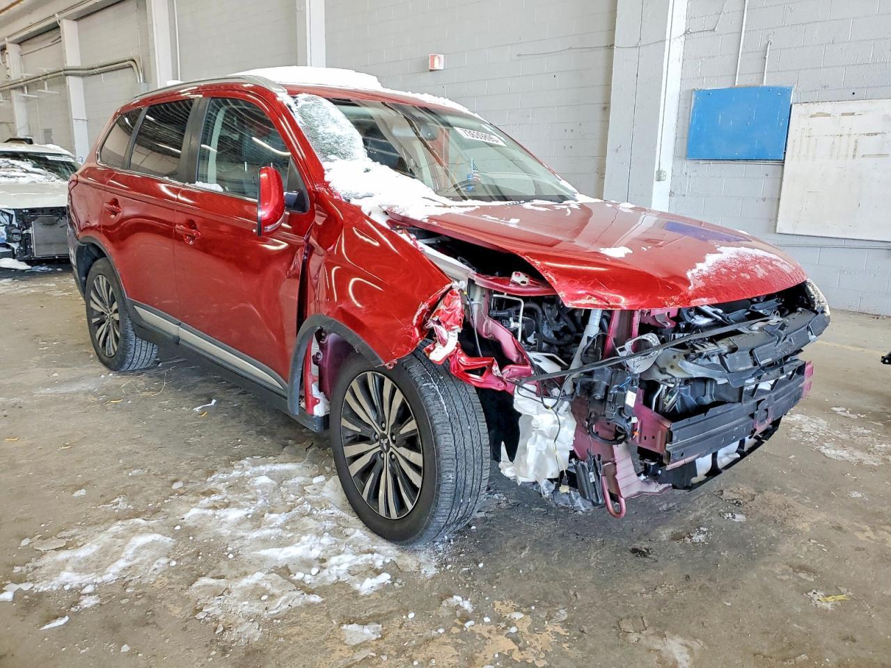2019 MITSUBISHI outlander