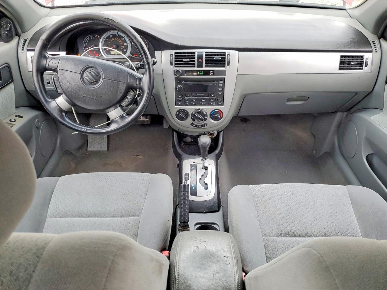 2005 SUZUKI Forenza