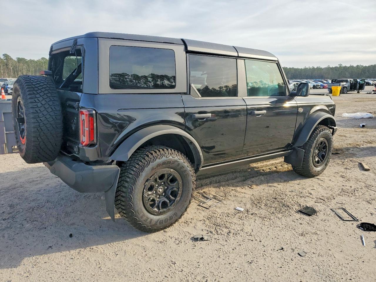 2024 FORD Bronco
