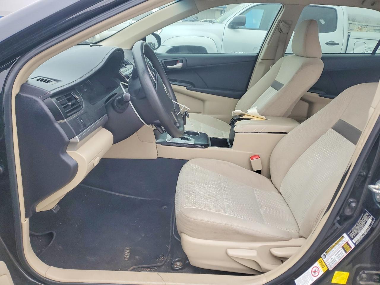 2014 TOYOTA CAMRY