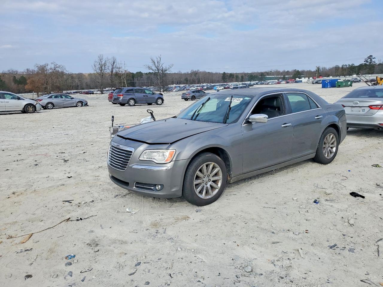 2011 CHRYSLER 300