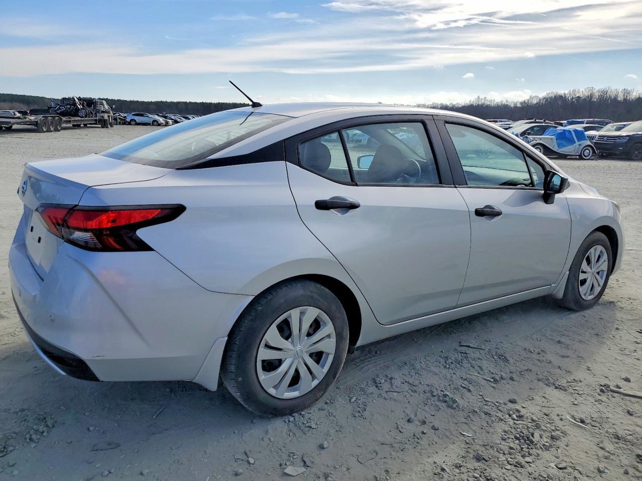2021 NISSAN VERSA