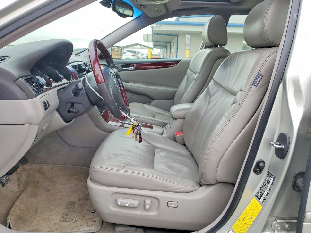 2004 LEXUS ES 330