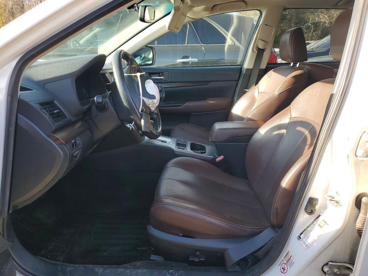2013 SUBARU Outback