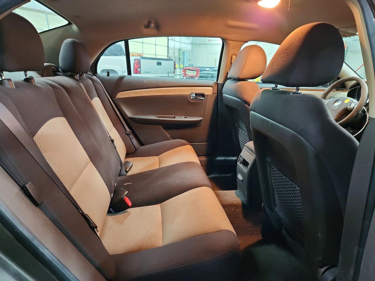 2011 CHEVROLET MALIBU