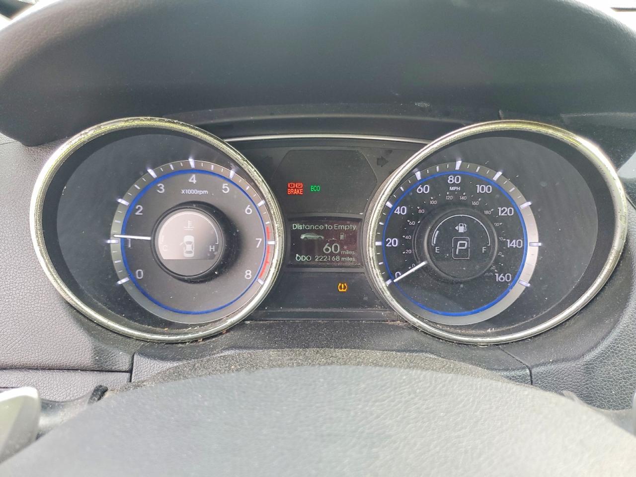 2011 HYUNDAI SONATA