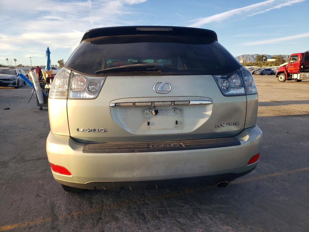 2005 LEXUS Rx 330