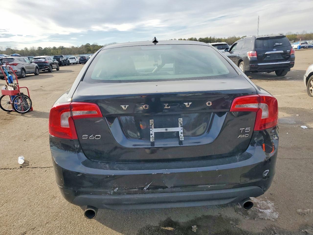 2013 VOLVO S60