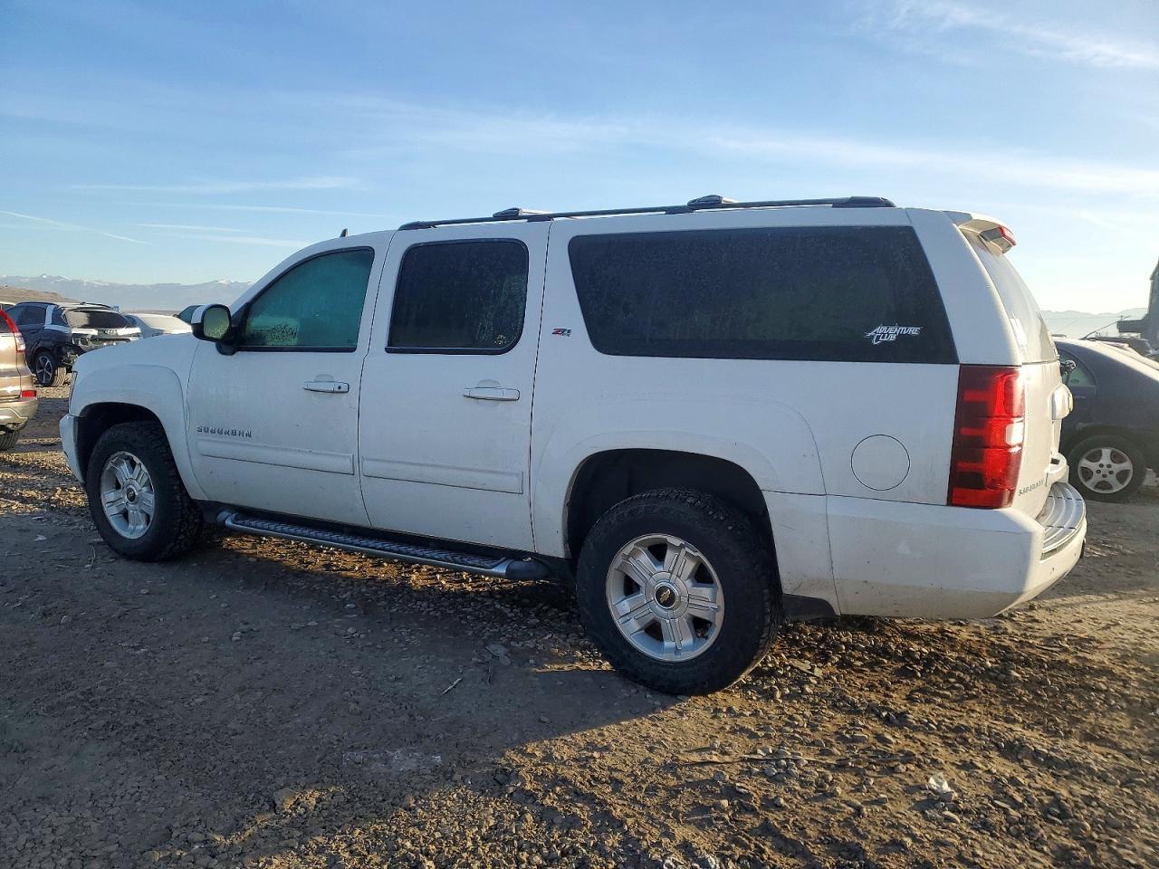 2014 CHEVROLET Suburban