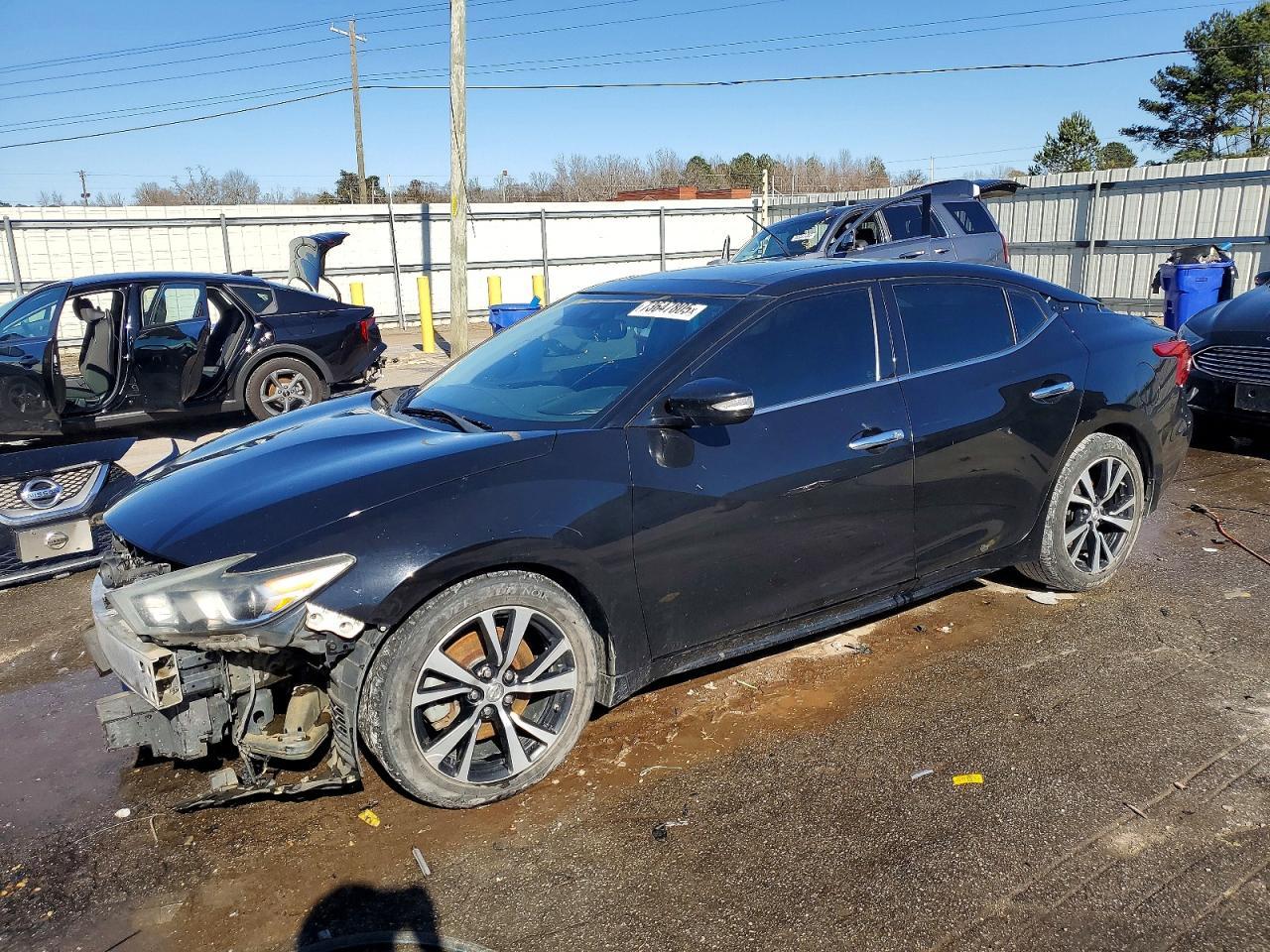 2017 NISSAN Maxima