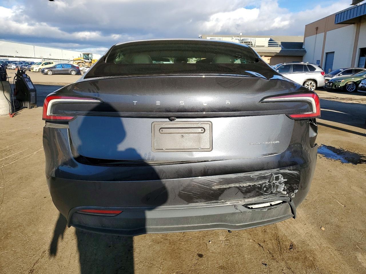 2024 TESLA MODEL 3