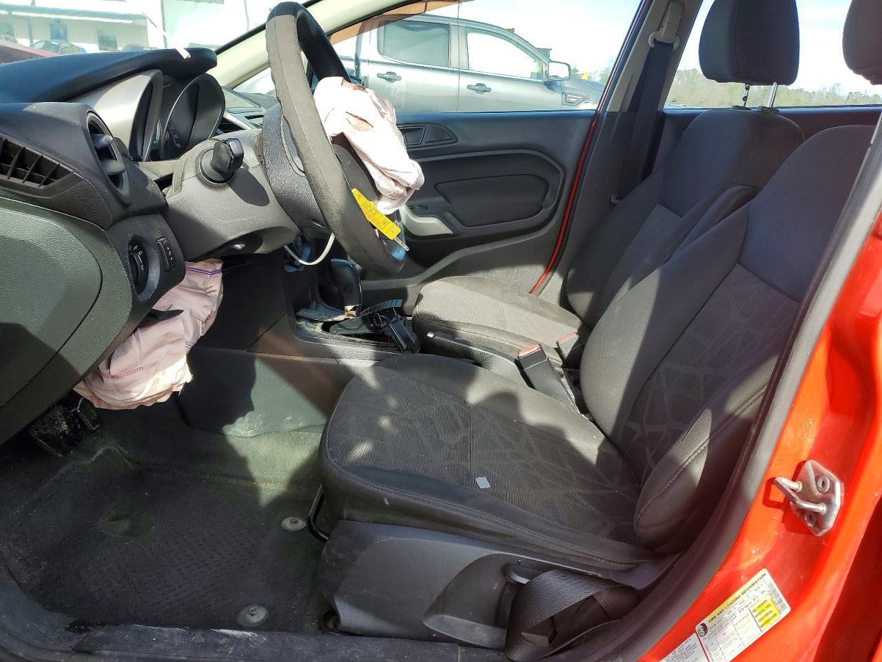 2013 FORD Fiesta