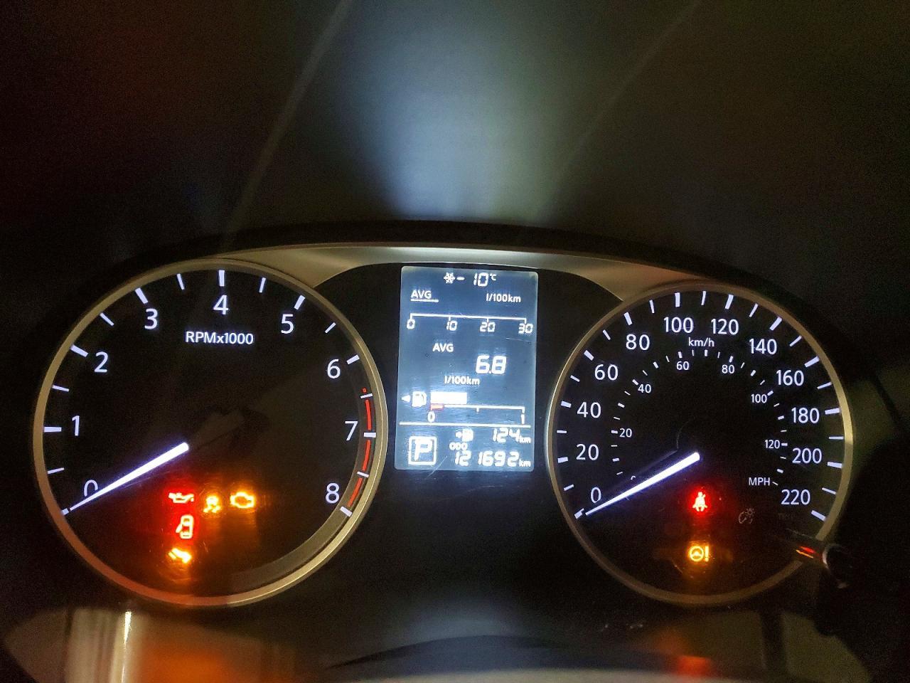 2019 NISSAN KICKS