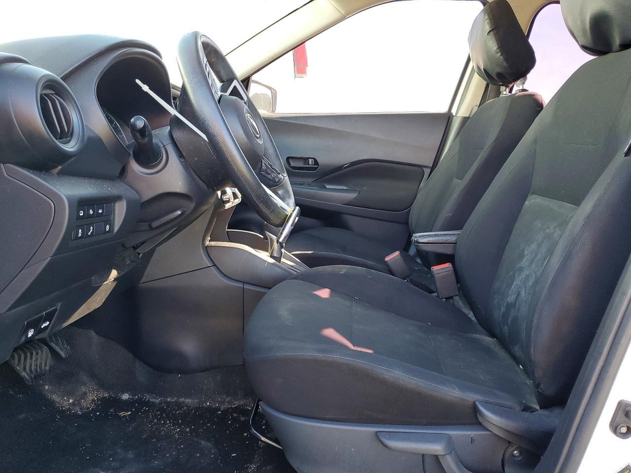 2023 NISSAN KICKS