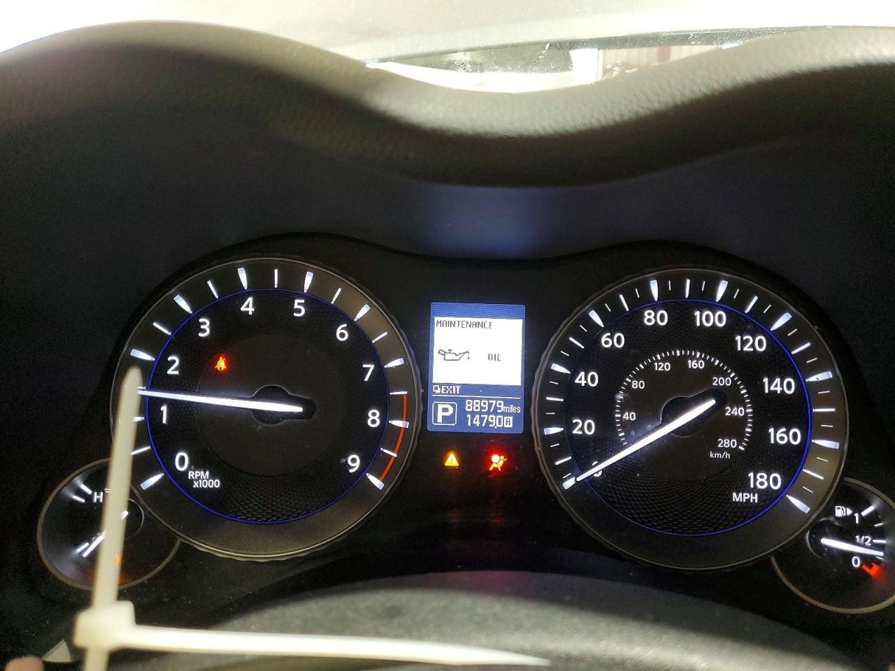 2016 INFINITI Q70