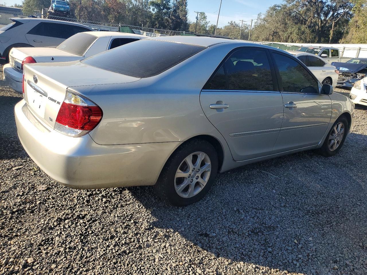 2005 TOYOTA CAMRY
